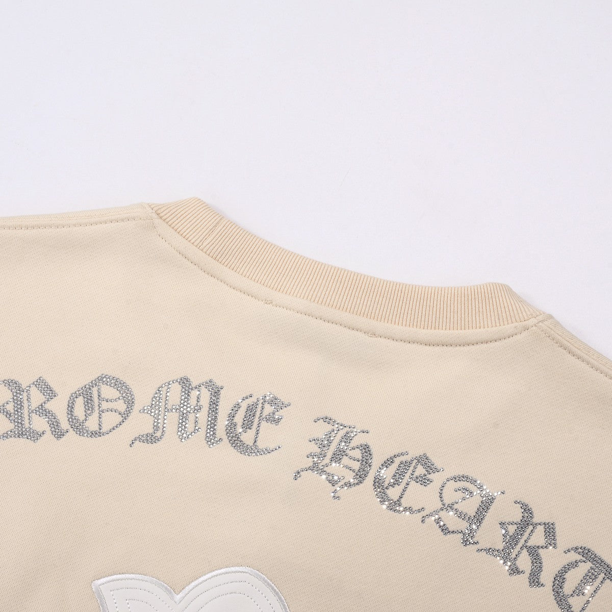 CHROME HEARTS WHITE CROSS PATCH SWEATSHIRT BEIGE - netstar®