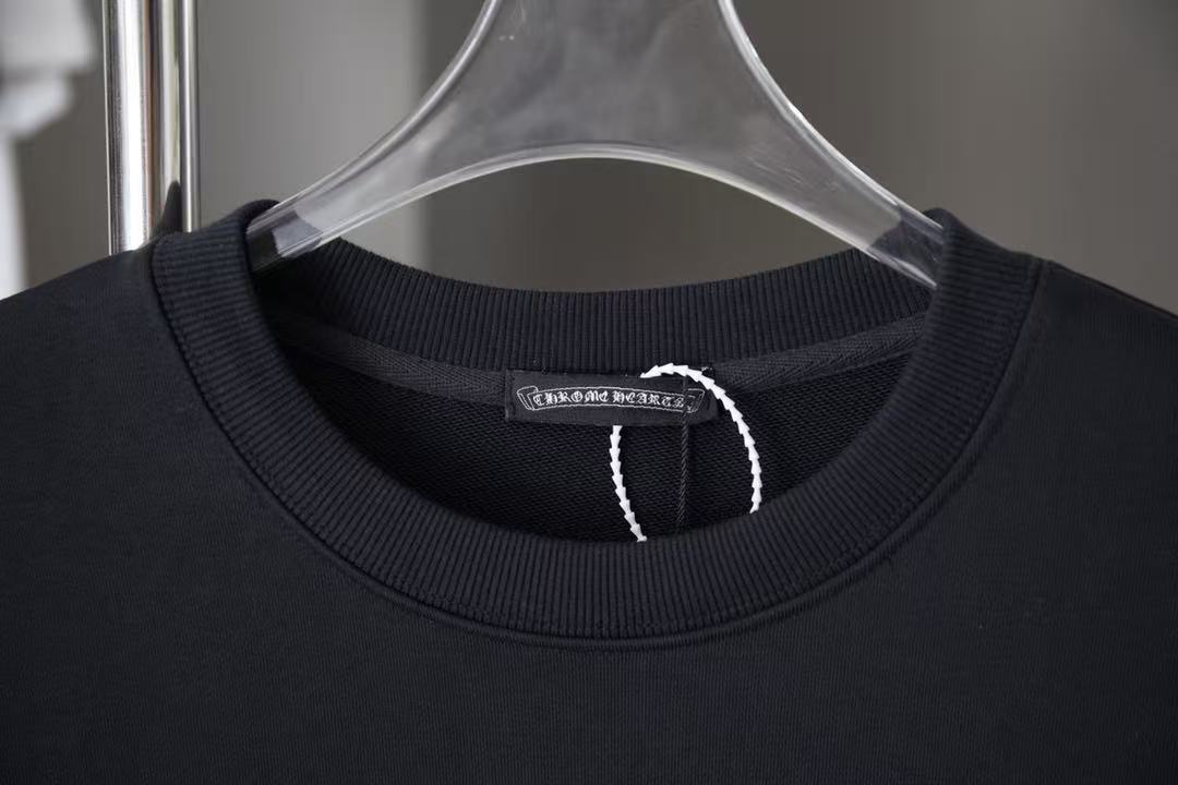 CHROME HEARTS CROSS PATCH SWEATSHIRT BLACK - netstar®