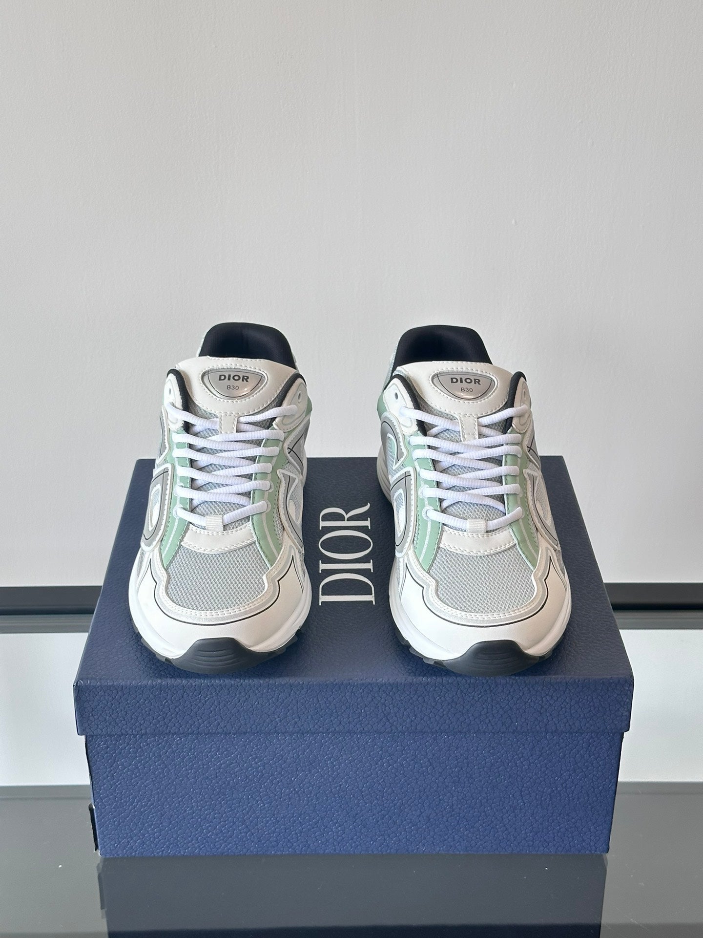 DIOR B30 CELADON GREY WHITE - netstar