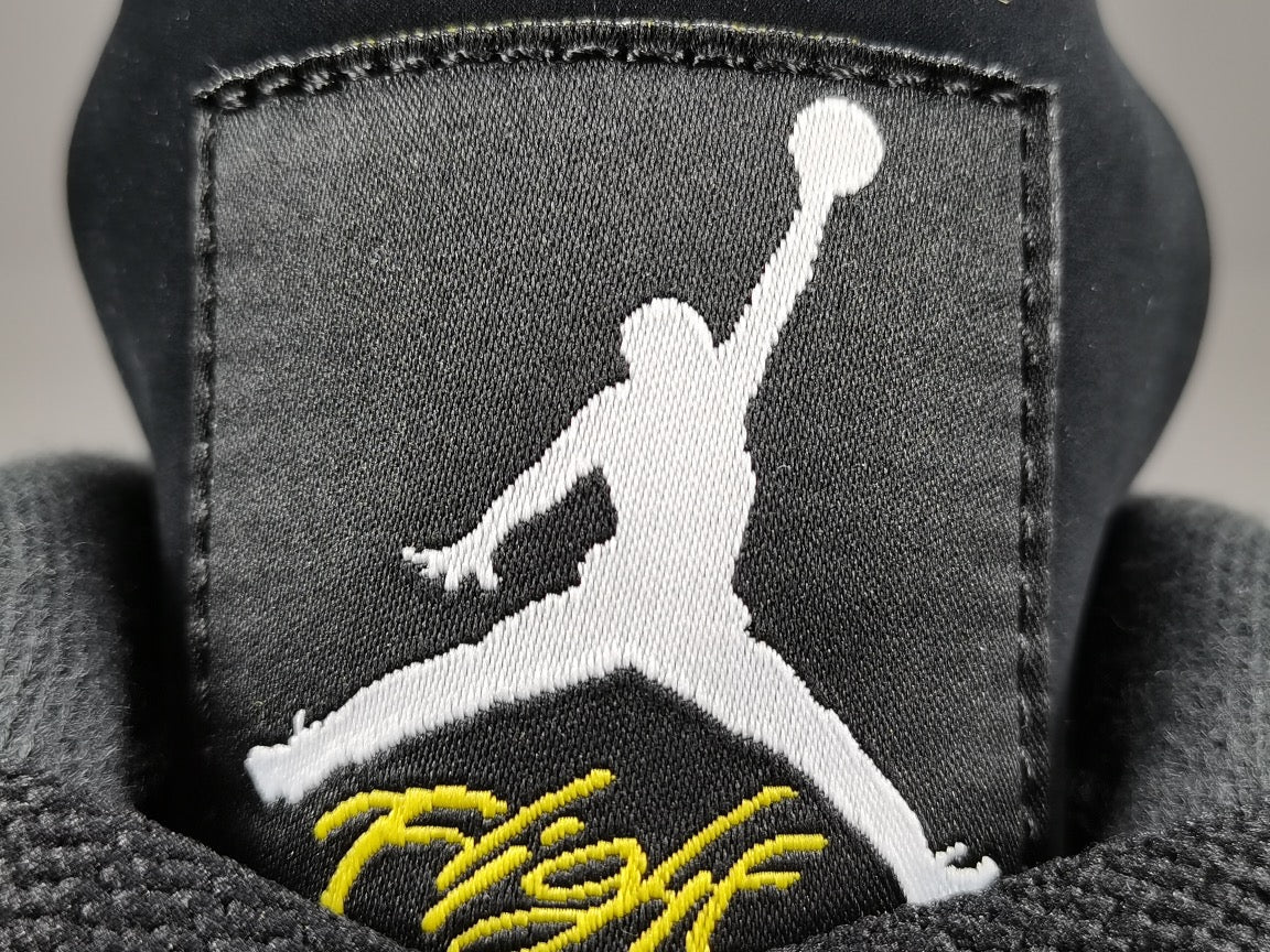 JORDAN 4 x THUNDER - netstar